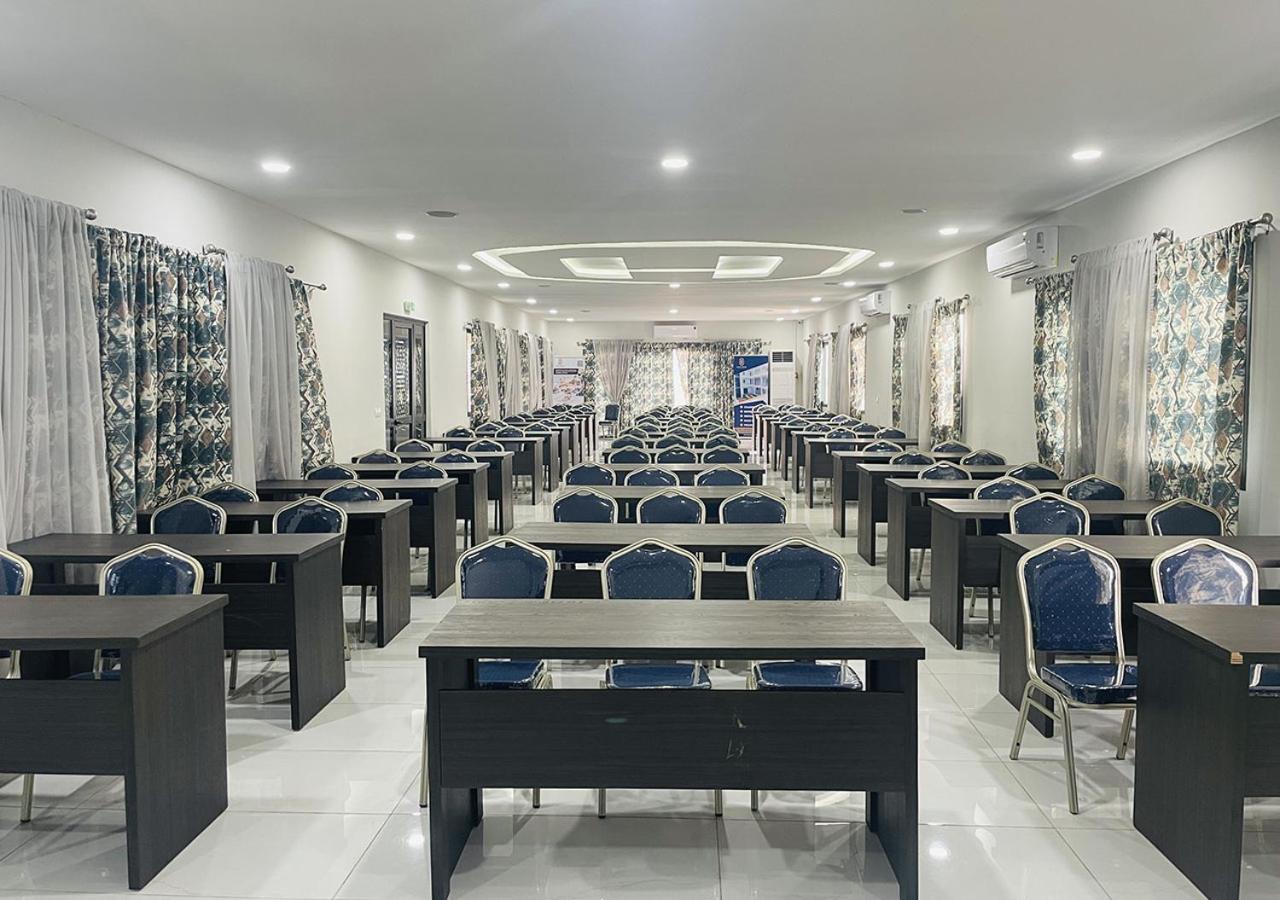Onyx Hotel Yamoussoukro Dış mekan fotoğraf